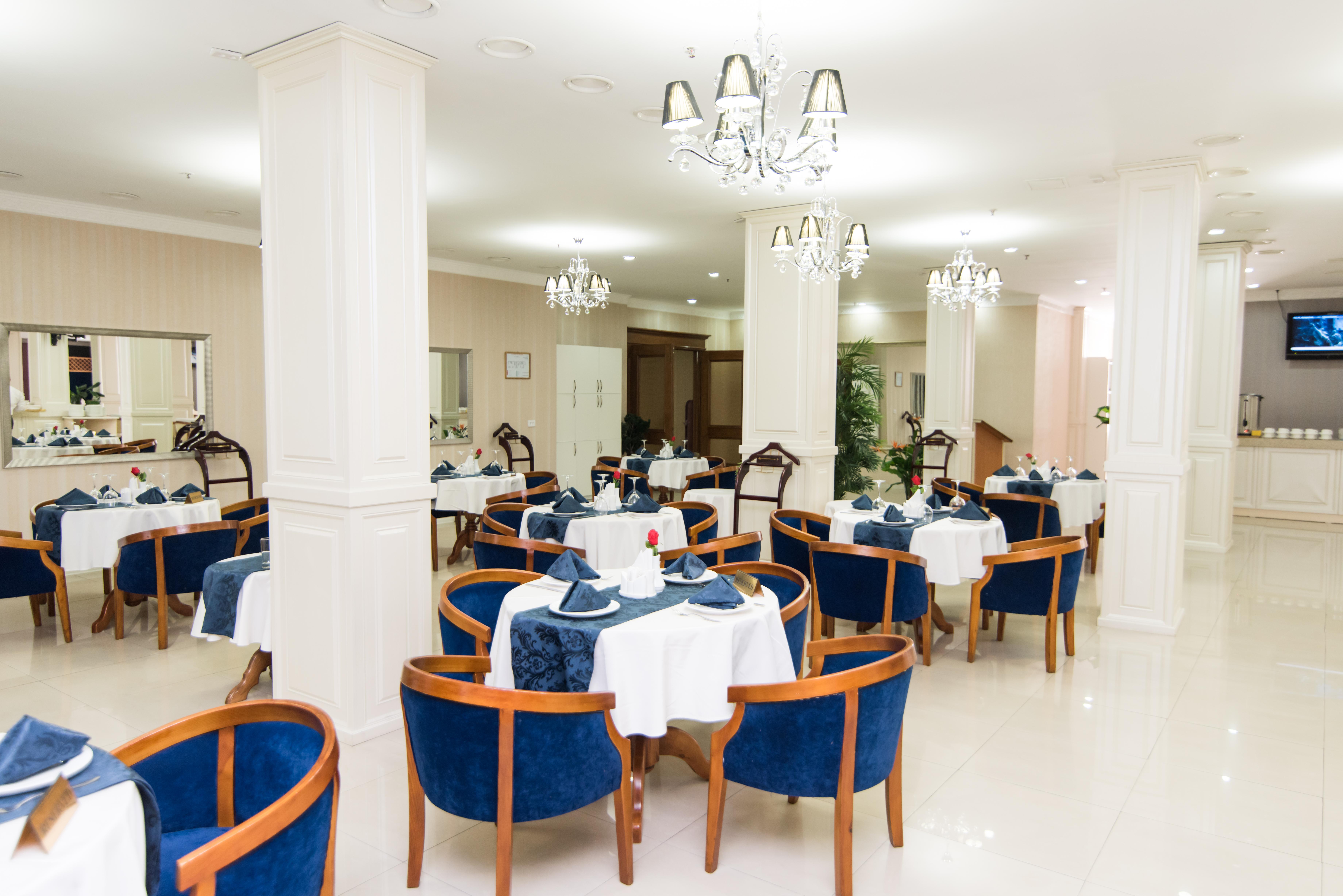 King Hotel Astana מראה חיצוני תמונה